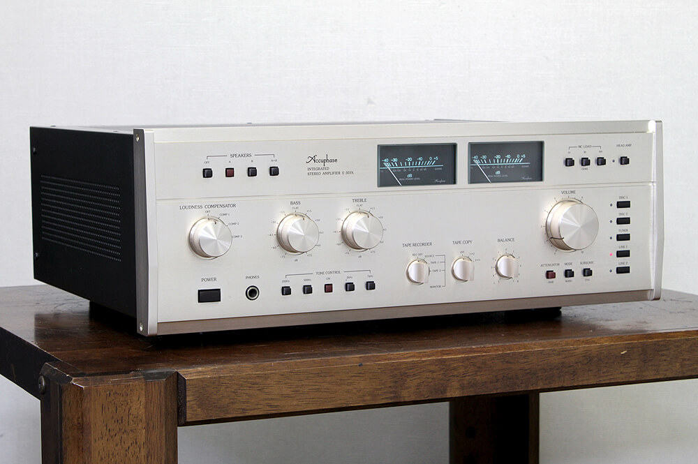 Accuphase アキュフェーズ E-303X プリメインアンプ - 中古オーディオ