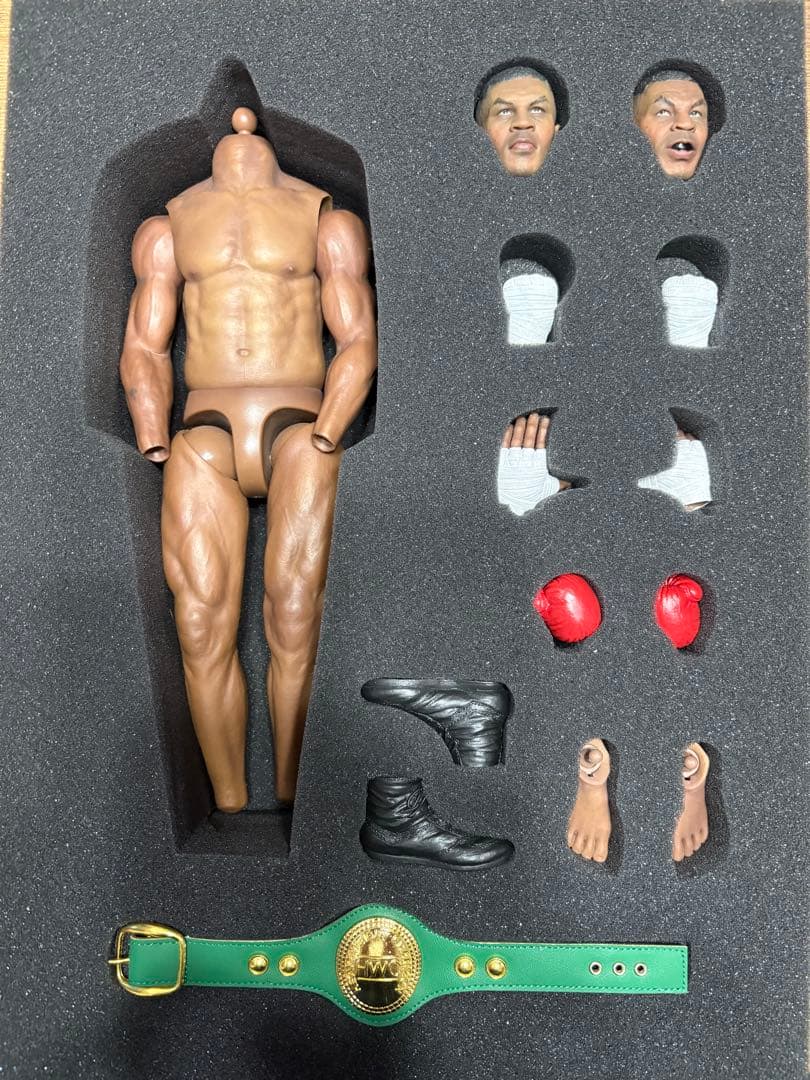 貴重品　マイク・タイソン 1/6 コレクティブルフィギュア FIG]マイク・タイソン ボクシング 3団体統一世界ヘビー級チャンピオン